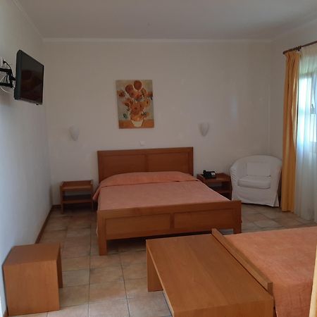 Gi Ga Mar Aparthotel Kriopigi Bagian luar foto