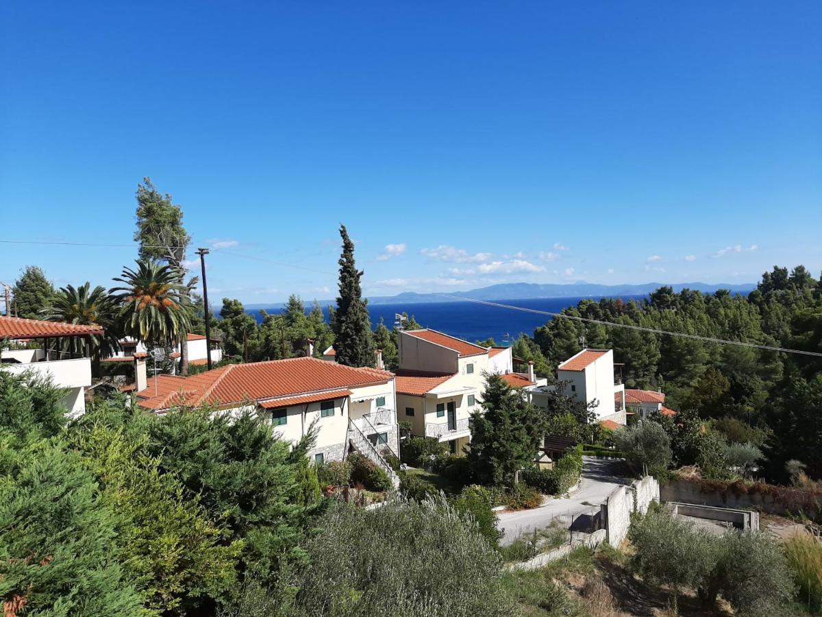 Gi Ga Mar Aparthotel Kriopigi Bagian luar foto