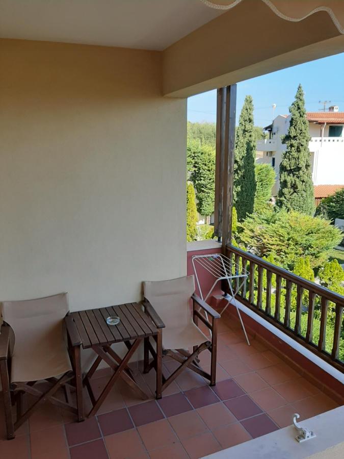 Gi Ga Mar Aparthotel Kriopigi Bagian luar foto