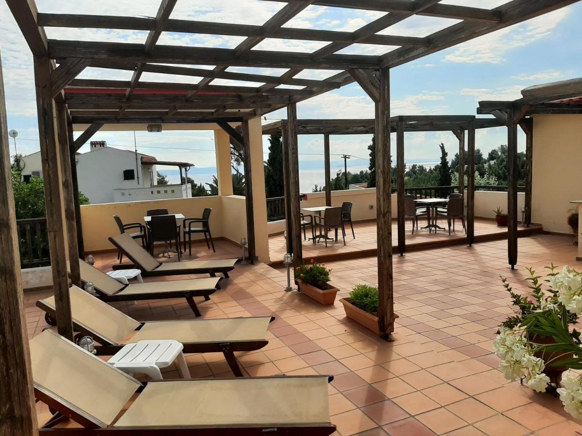 Gi Ga Mar Aparthotel Kriopigi Bagian luar foto