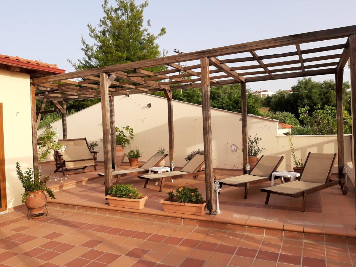 Gi Ga Mar Aparthotel Kriopigi Bagian luar foto